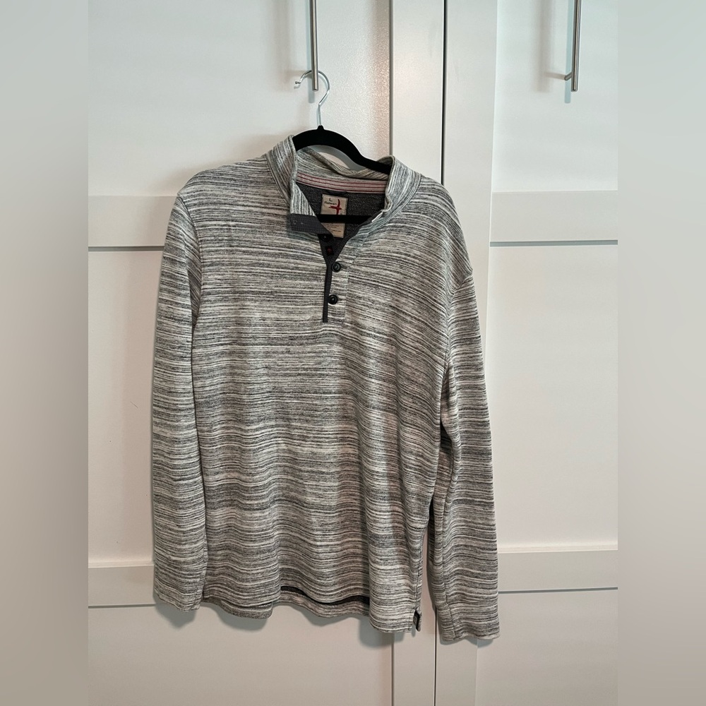 Redeem men’s pull over size Large
